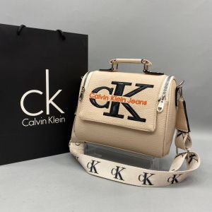 Дамска кожена чанта CK