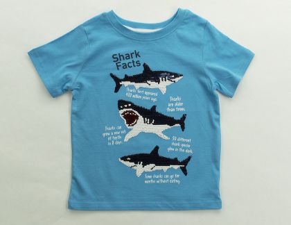 Тениска акули с обръщащи се пайети