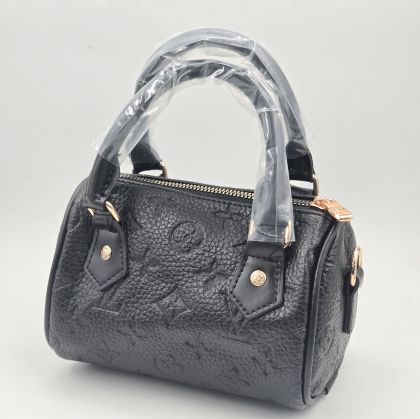 ✅️  Кожена чанта 