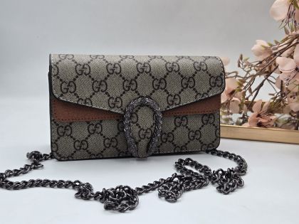 ✅️  Кожена чанта 