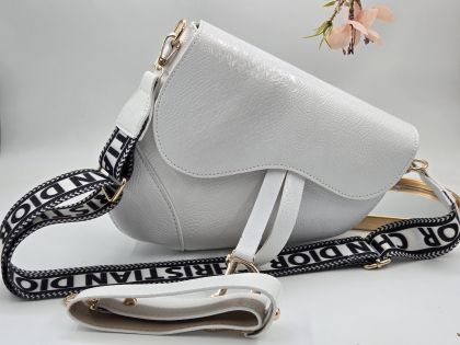 ✅️  Кожена чанта