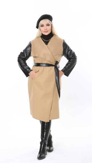 Дамско палто с кожени ръкави и коланче 