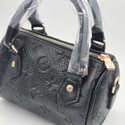 ✅️  Кожена чанта 