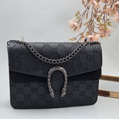 ✅️  Кожена чанта 