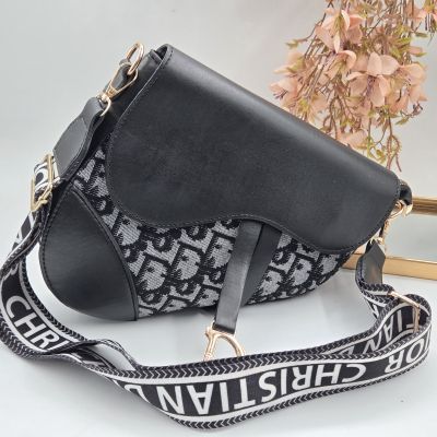 ✅️  Кожена чанта