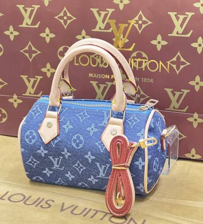 ✅️  Кожена чанта 