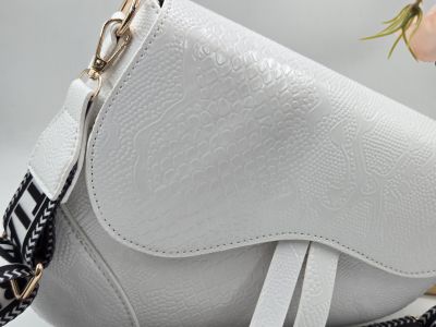 ✅️  Кожена чанта