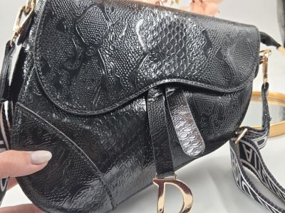 ✅️  Кожена чанта