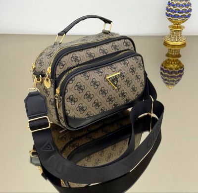 ✅️  Кожена чанта 