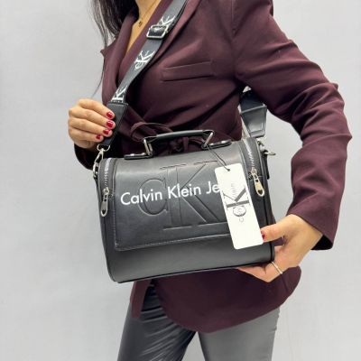 ✅️  Кожена чанта