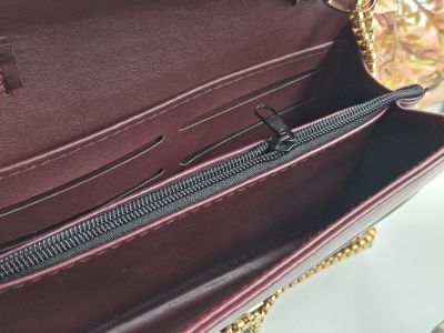 ✅️  Кожена чанта с отделение за карти